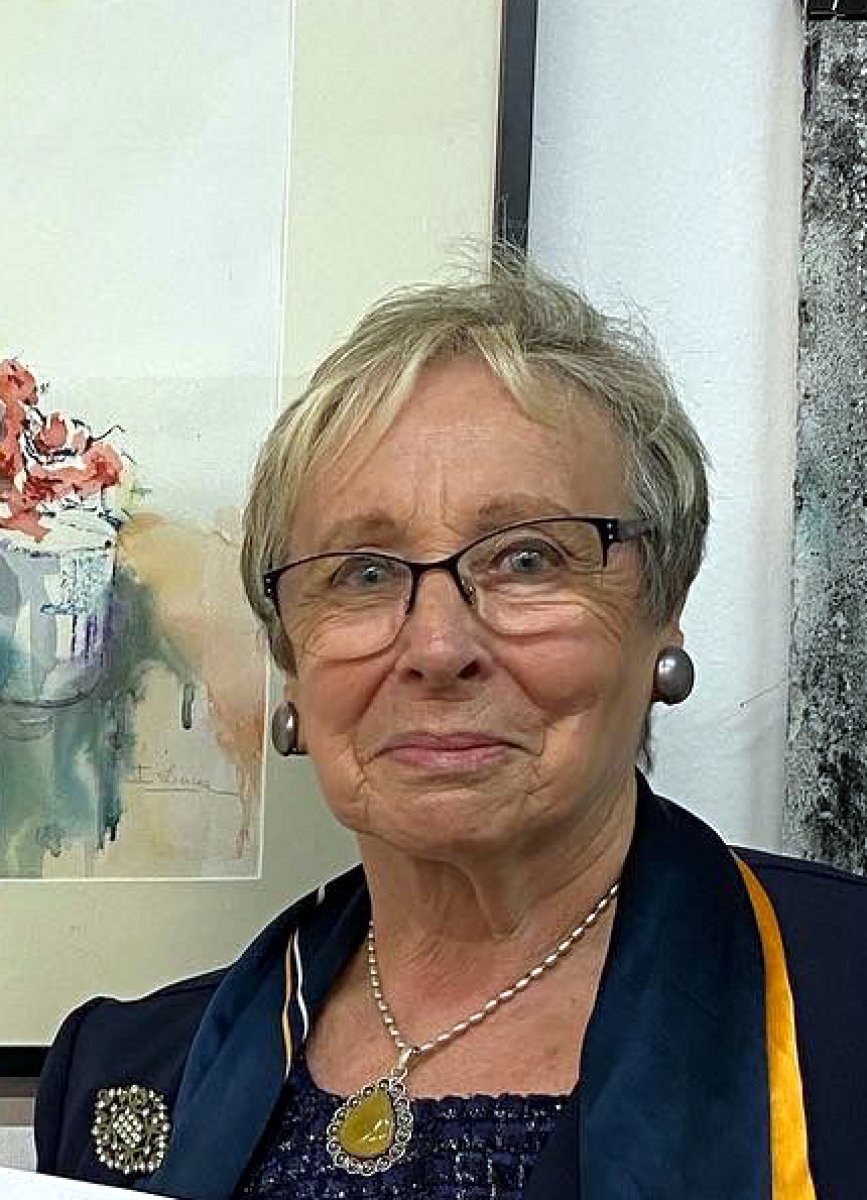 ISABEL LUCEA MARTÍ