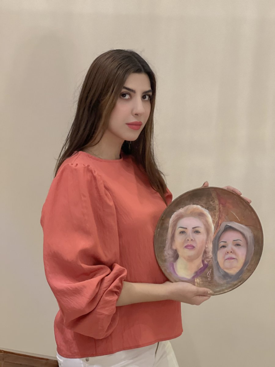 SARA HOSSEINI