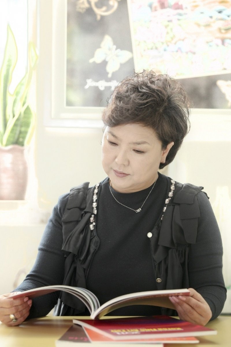 Shin Young Hee