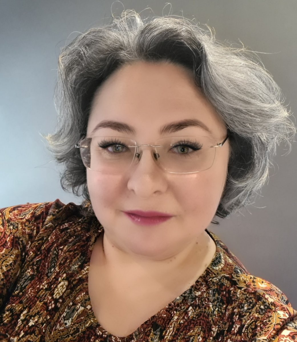 SOPHIA-CRISTINA LAURIC